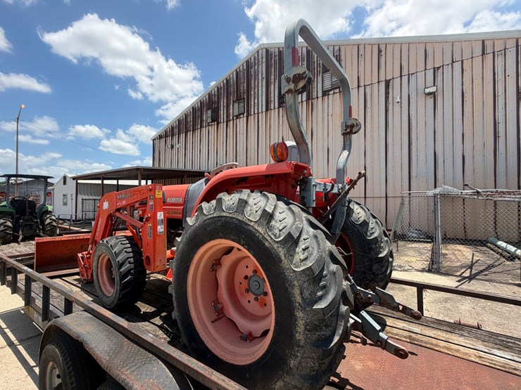 kubota-l3830d-image-4
