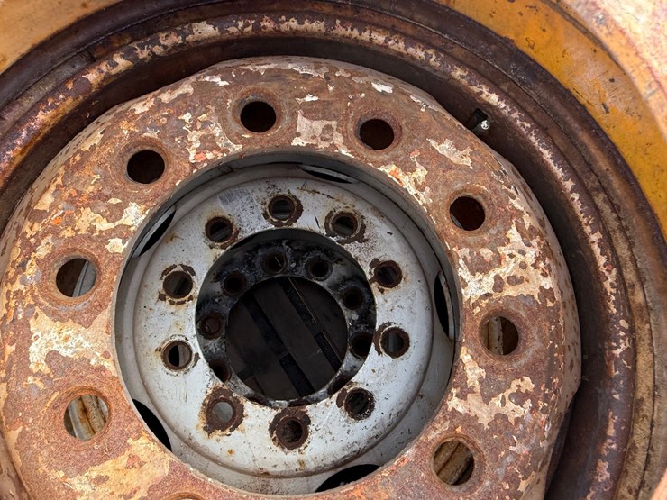 #1333-•-goodyear-tires-with-rims-image-8