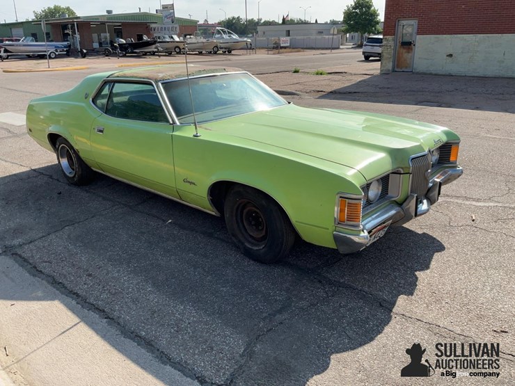 1971-mercury-cougar-xr7-car-image-3