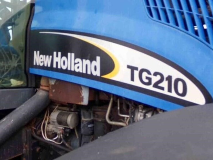 new-holland-tg210-image-4