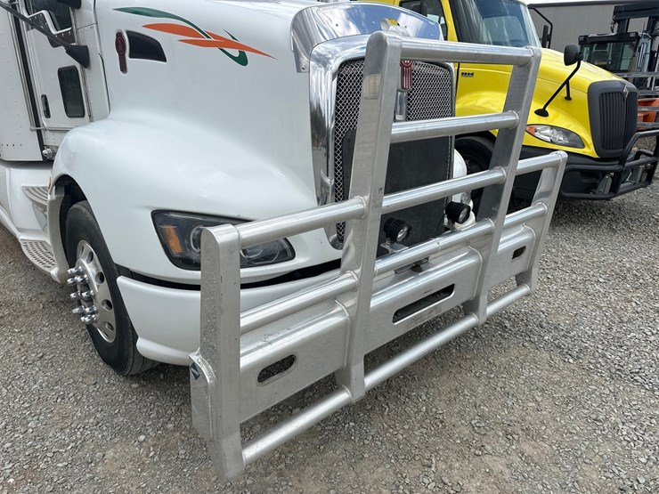 2014-kenworth-t660-image-28