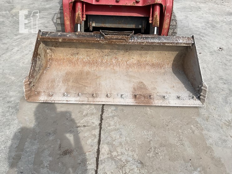 2022-takeuchi-tl10v2-image-11