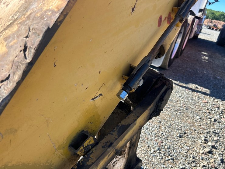 2000-deere-200-lc-image-16