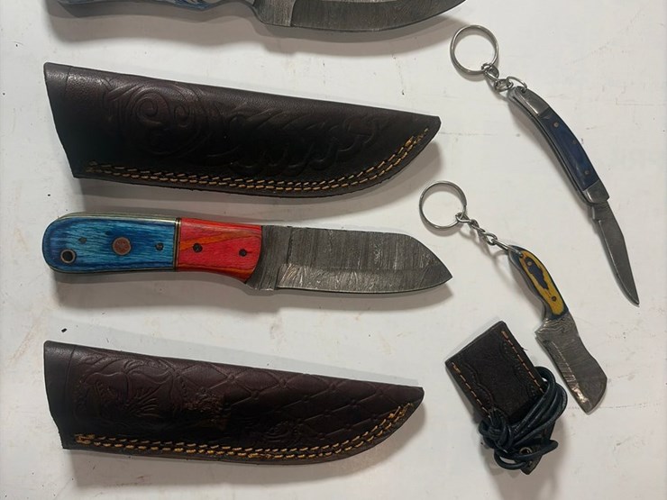 #5908-•-(7)-unused-knives-image-2