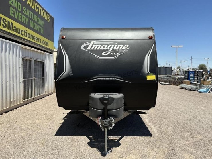 2021-grand-design-imagine-camp-trailer-image-3