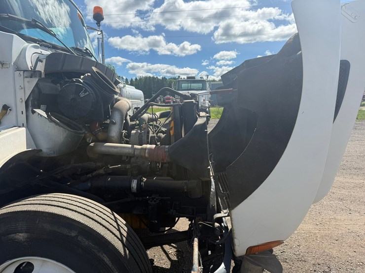 1997-kenworth-t300-image-24