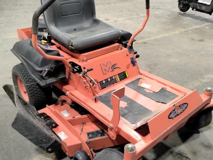 #8-•-bad-boy-mower-726cc-pro-series-image-4