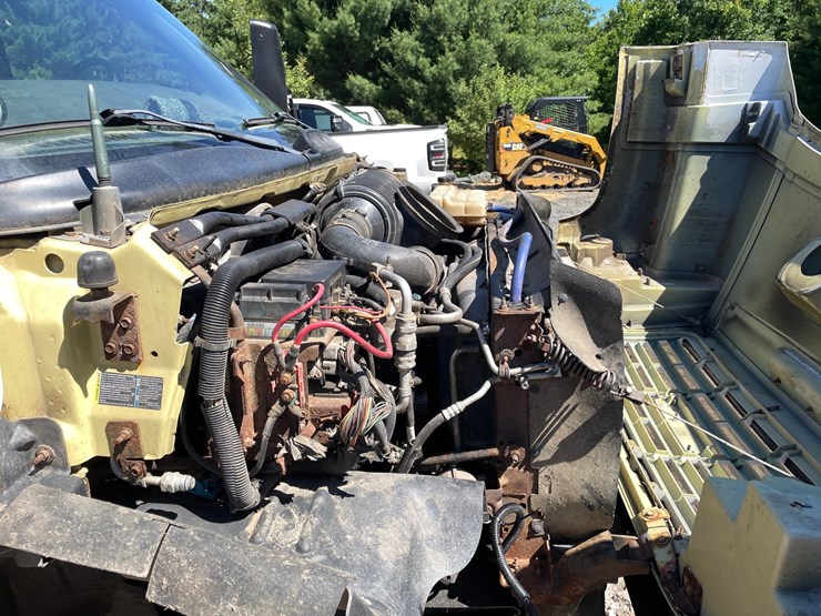 #7099-•-2005-gmc-c5500-with-alum-line-aluminum-dump-box-(wi-title-in-delay)-image-44