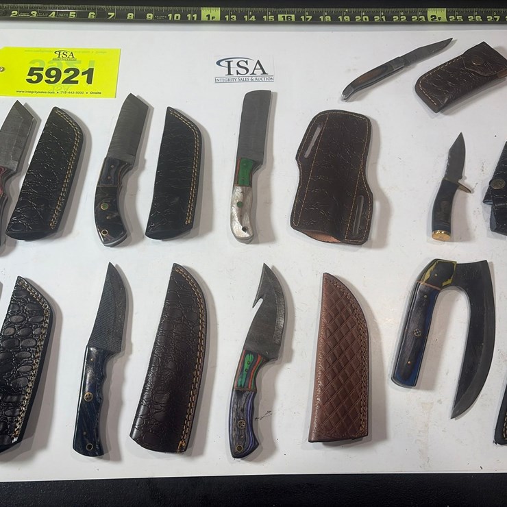 #5921 • (9) Unused Knives