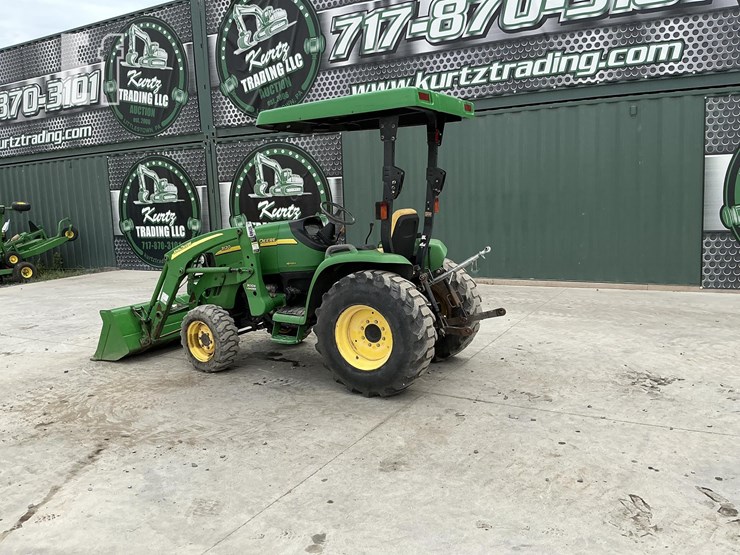 2006-john-deere-3120-image-2