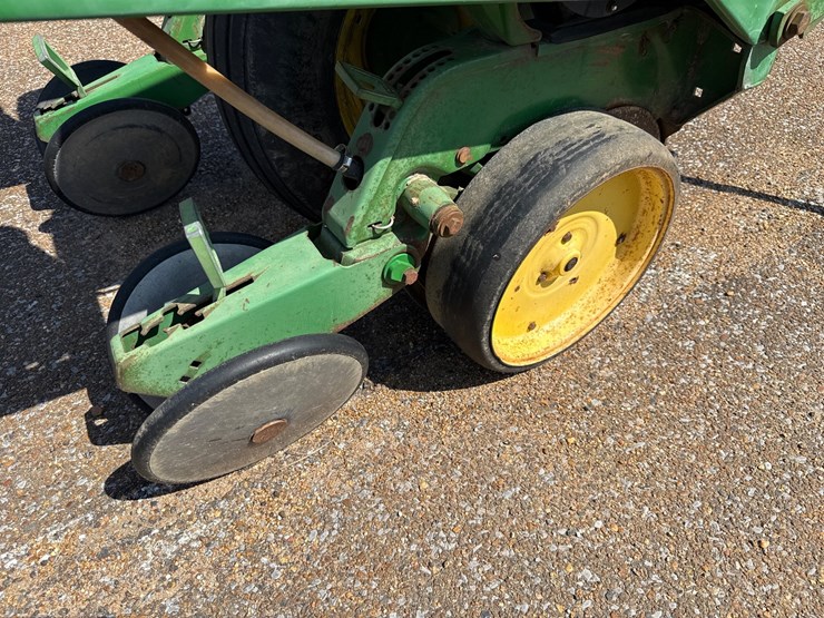 john-deere-2-image-9