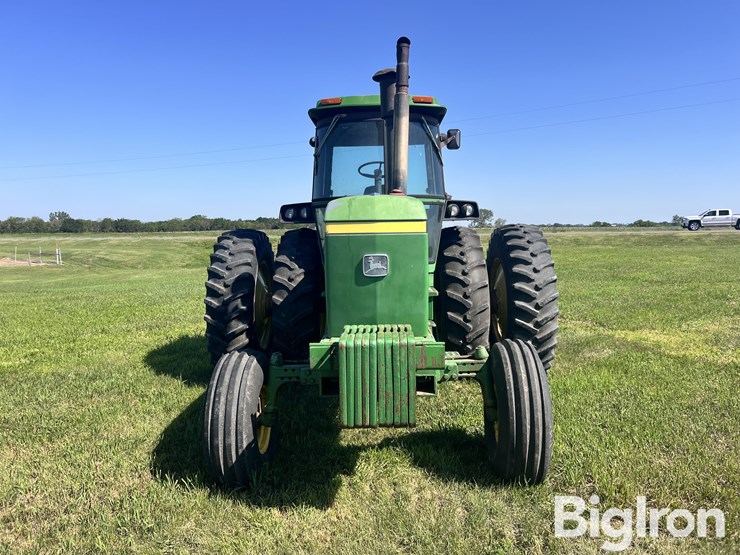 1978-john-deere-4440-image-2