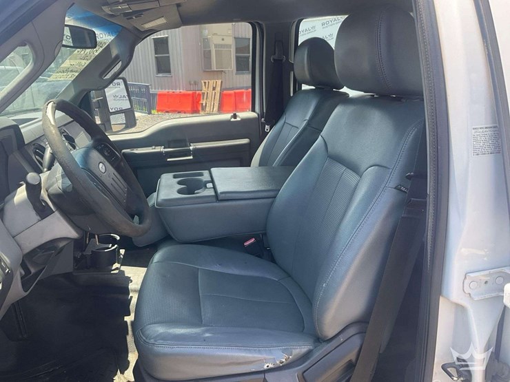 2016-ford-f350-image-23