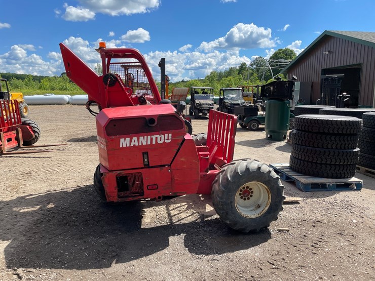 #6052-•-manitou-piggyback-forklift-image-6