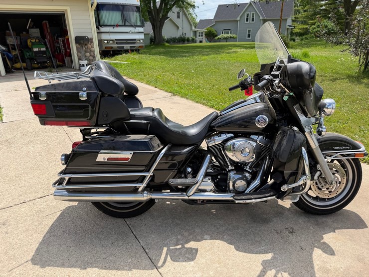 #1489-•-2004-harley-davidson-electra-glide-ultra-classic-flhtcui-image-6