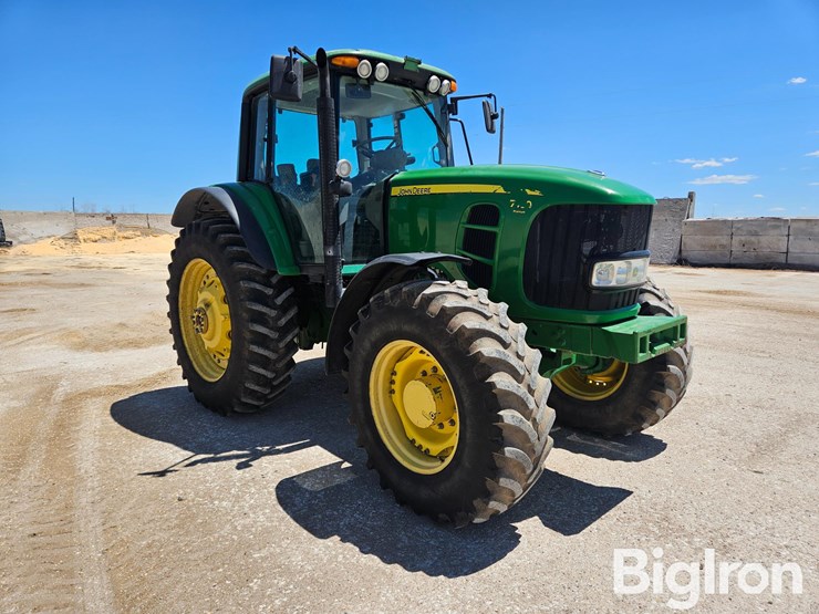 2009-john-deere-7430-premium-image-3