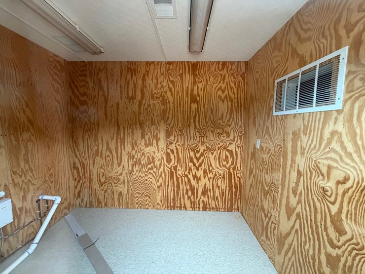 #1463-•-20'-container-office-image-14