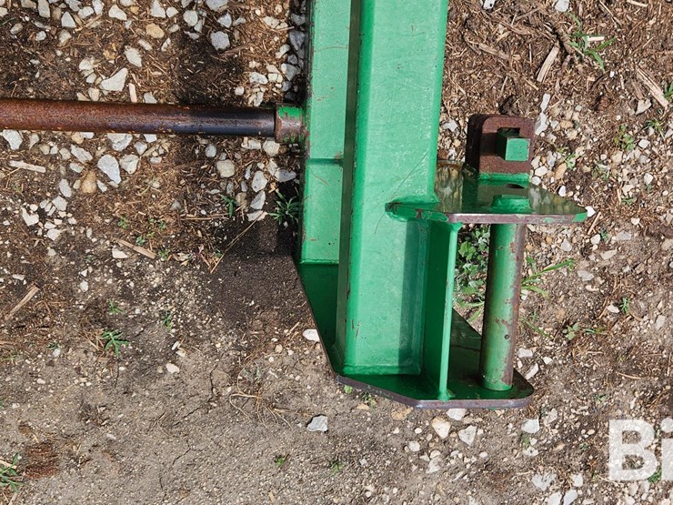 2012-john-deere-640-image-12