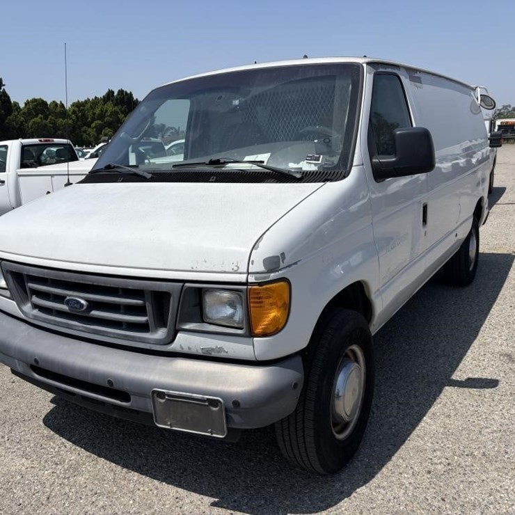 2006 FORD E350