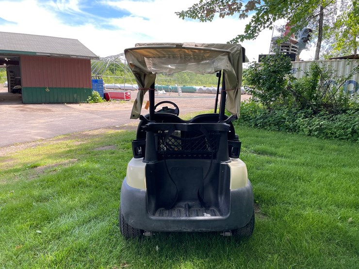 #6060-•-club-car-electric-golf-cart-image-4
