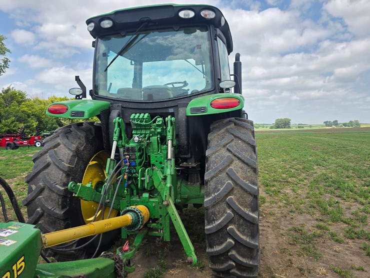 john-deere-6120r-image-14