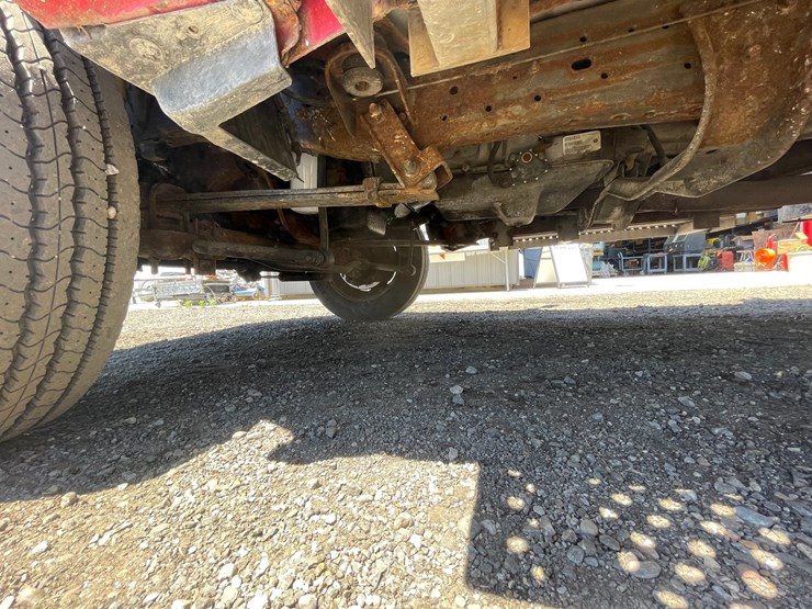 2001-ford-f550-image-24