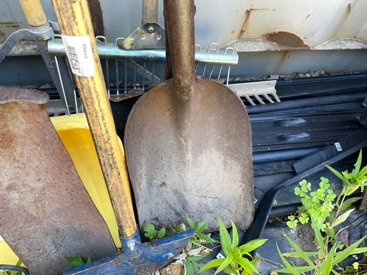 #7148-•-handled-tools-image-9