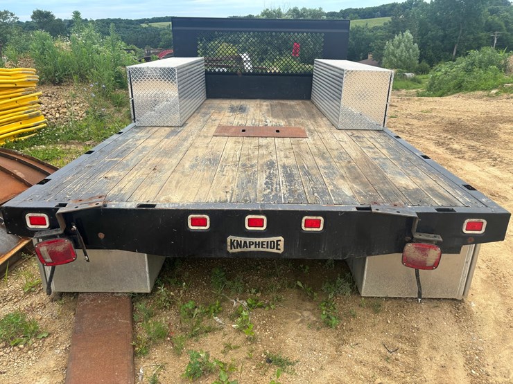 #2220-•-knapheide-flatbed-truck-box-image-5