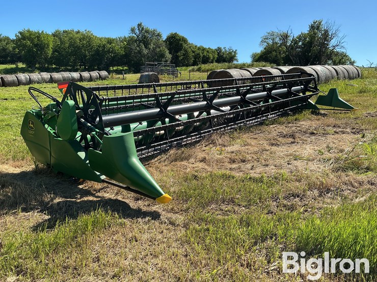 2007-john-deere-630f-image-3