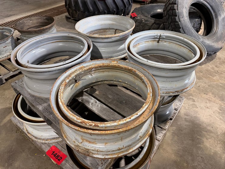 #1481-•-11r22.5-wheels-(lot-of-4)-image-2