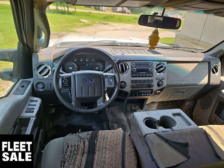 2015-ford-f350-image-19