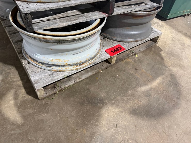 #1482-•-11r22.5-wheels-(lot-of-4)-image-5