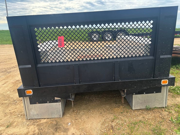 #2220-•-knapheide-flatbed-truck-box-image-3