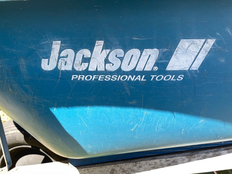 #7156-•-jackson-poly-tub-wheelbarrow-image-14