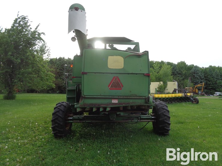 1982-john-deere-8820-image-6
