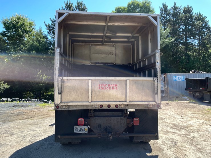 #7099-•-2005-gmc-c5500-with-alum-line-aluminum-dump-box-(wi-title-in-delay)-image-6