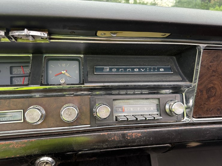 #1379-•-1967-pontiac-bonneville-convertible-car-image-72