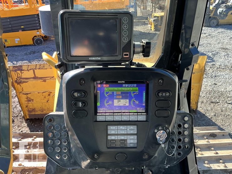 2021-komatsu-d51exi-24-image-16