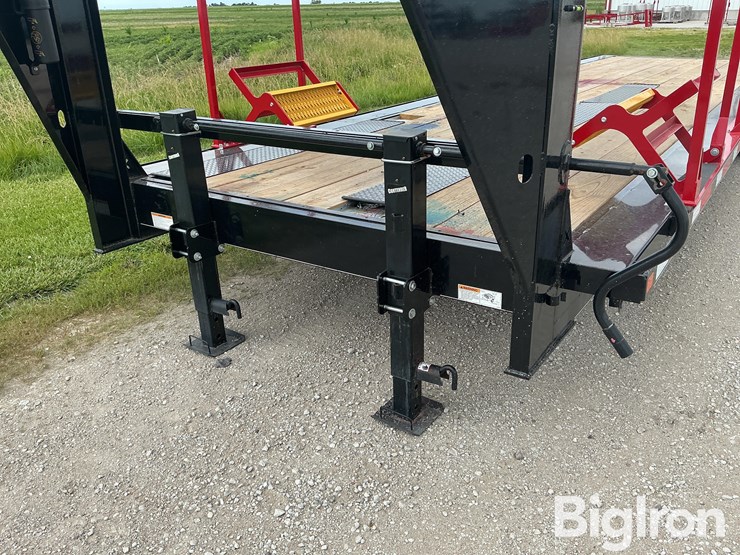 2016-finish-line-gooseneck-t/a-flatbed-trailer-image-18