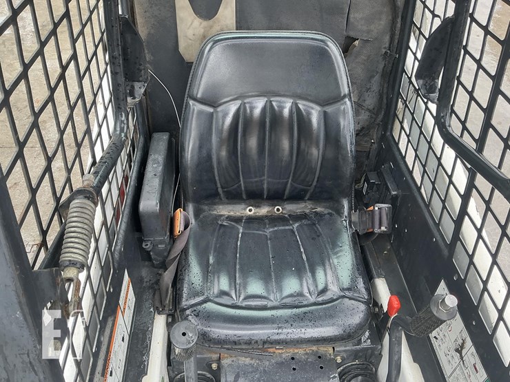 2013-bobcat-s70-image-11