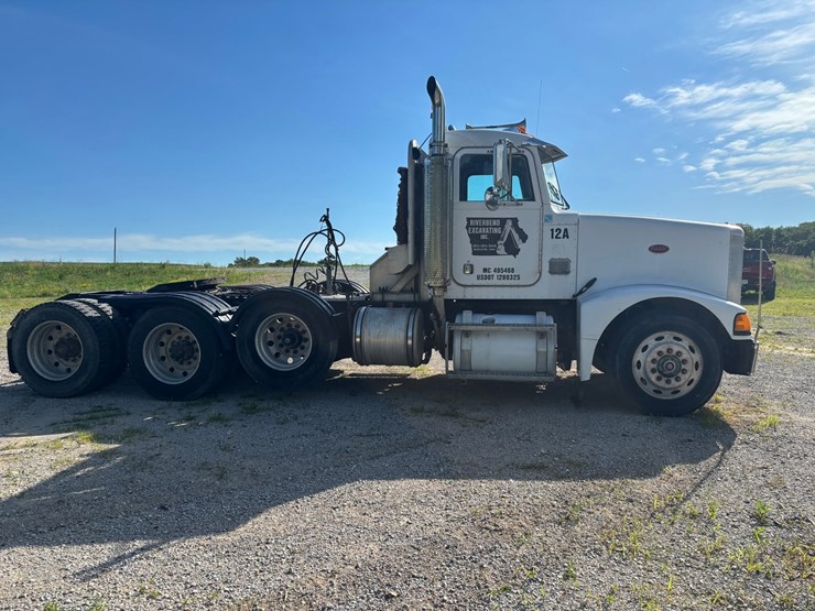 1988-peterbilt-377-image-5