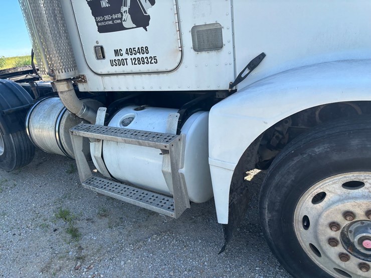 1988-peterbilt-377-image-23
