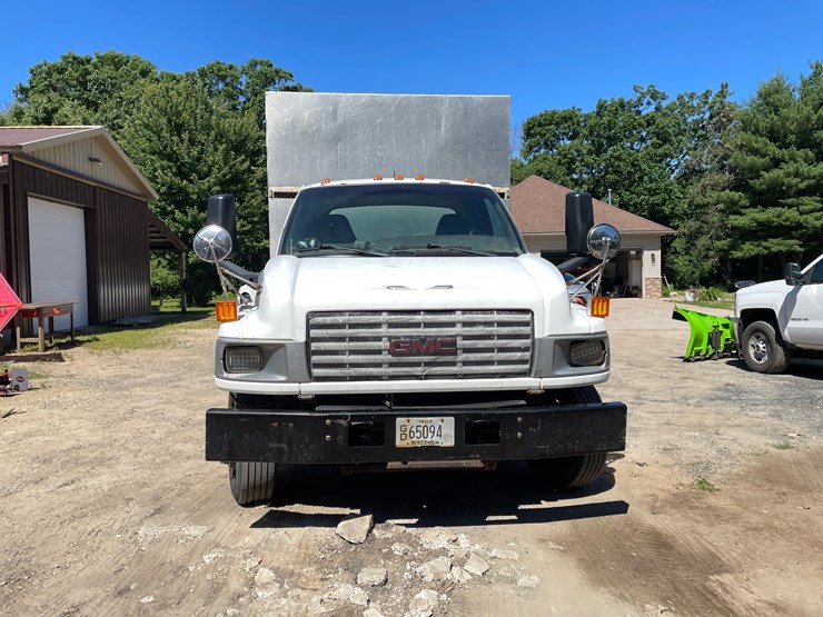 #7099-•-2005-gmc-c5500-with-alum-line-aluminum-dump-box-(wi-title-in-delay)-image-2