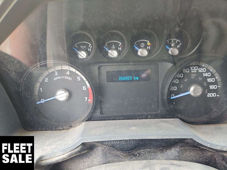 2012-ford-f350-image-31