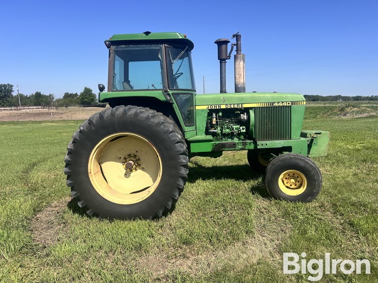 1978-john-deere-4440-image-4