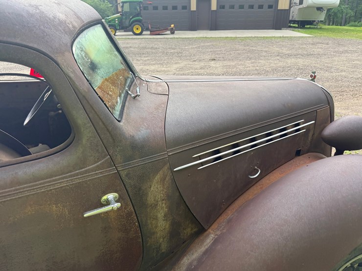#1369-•-1936-terraplane-car-image-30