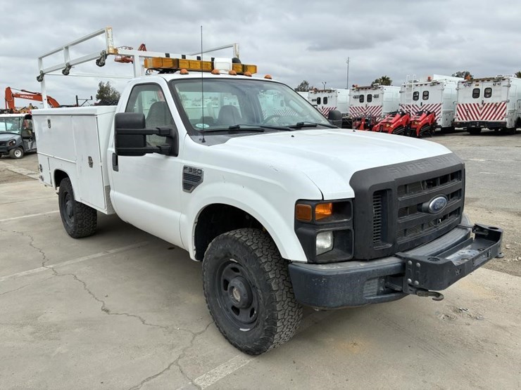 2010-ford-f350-image-2