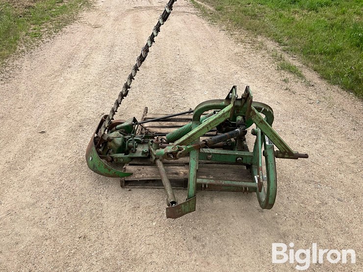 john-deere-350-image-10