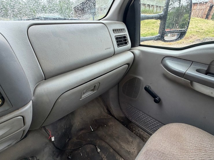 2001-ford-f450-image-56