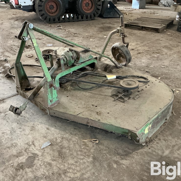 JOHN DEERE 84